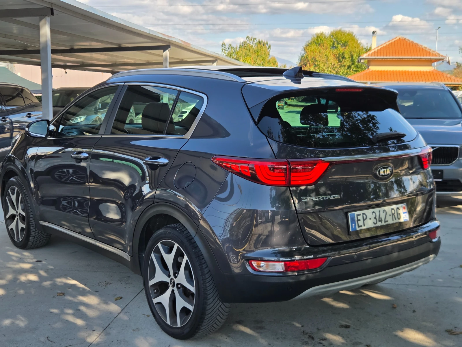 Kia Sportage 1.7 D GT-LINE* * PANORAMA* KAYLES GO* NAVI* START-, снимка 5 - Автомобили и джипове - 56315534