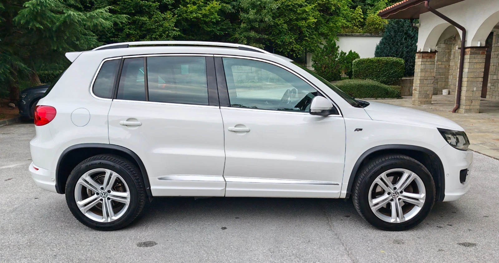 VW Tiguan Tiguan R-Line 140 �.� | Mobile.bg � ����������� 7