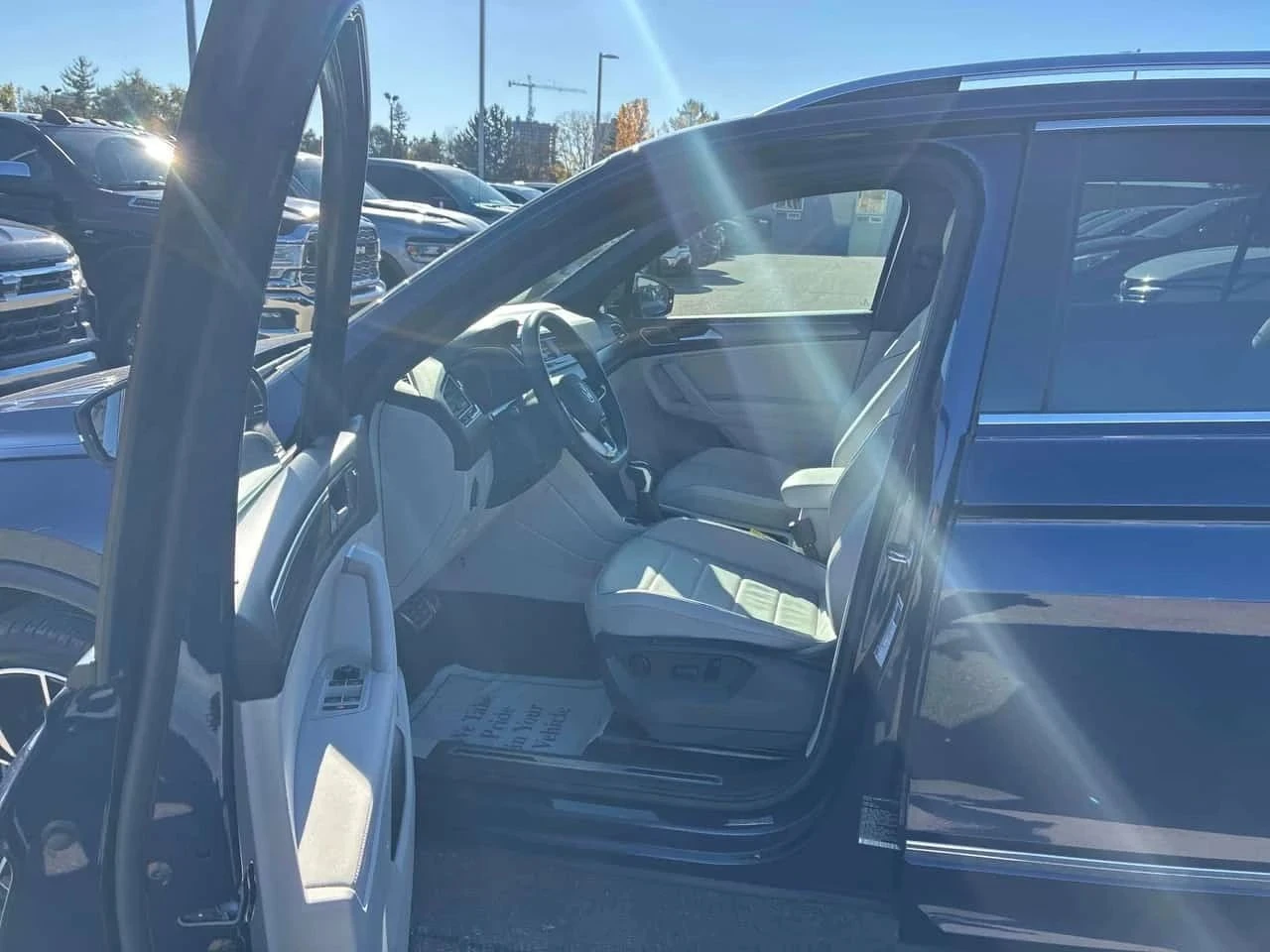 VW Tiguan, снимка 16 - Автомобили и джипове - 56714945