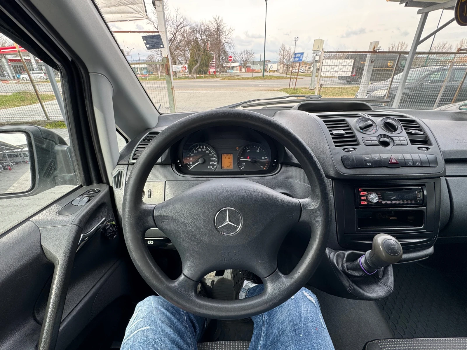 Mercedes-Benz Vito 8+ 1 НАПЪЛНО ОБСЛУЖЕНА , снимка 8 - Бусове и автобуси - 53915773
