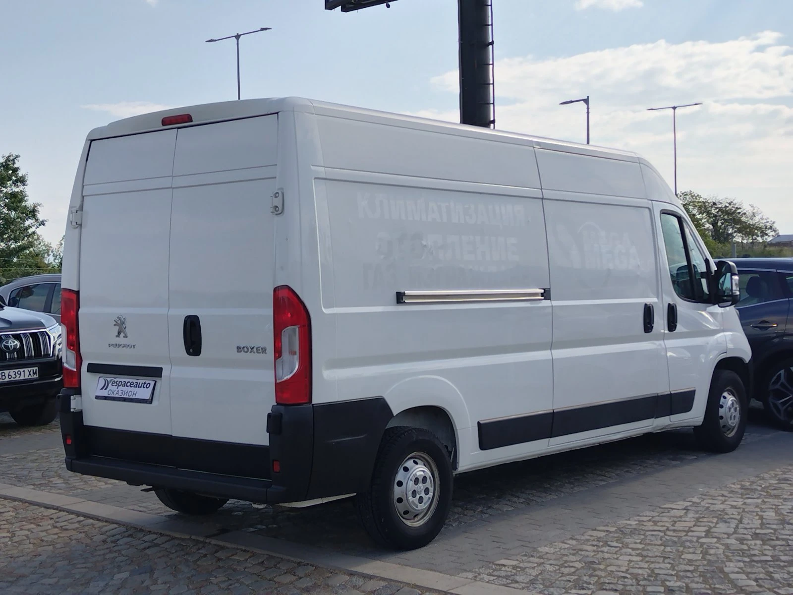 Peugeot Boxer 2.2 BlueHDi/120к.с./L3H2, снимка 4 - Бусове и автобуси - 54690803