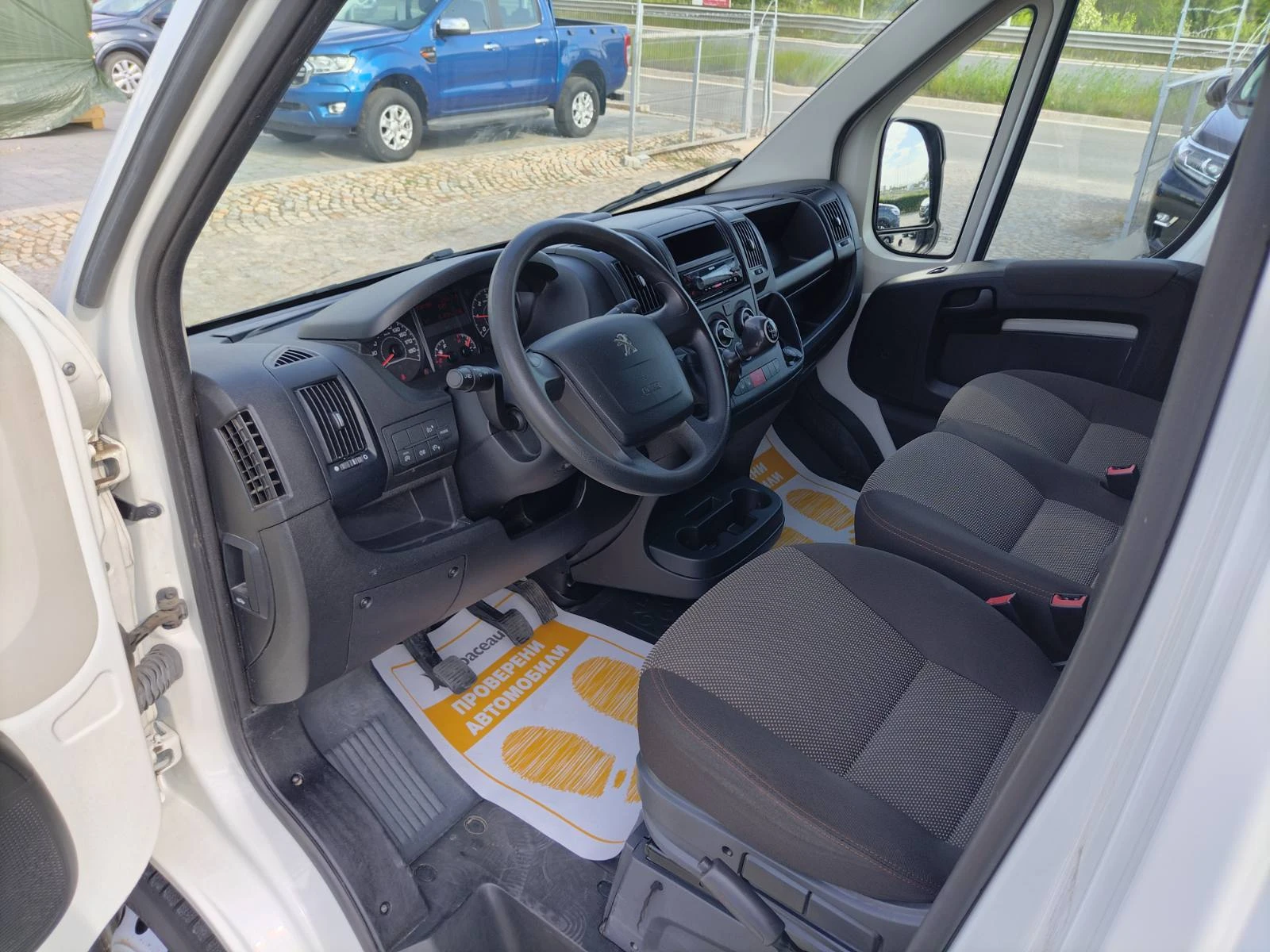 Peugeot Boxer 2.2 BlueHDi/120к.с./L3H2, снимка 12 - Бусове и автобуси - 54690803