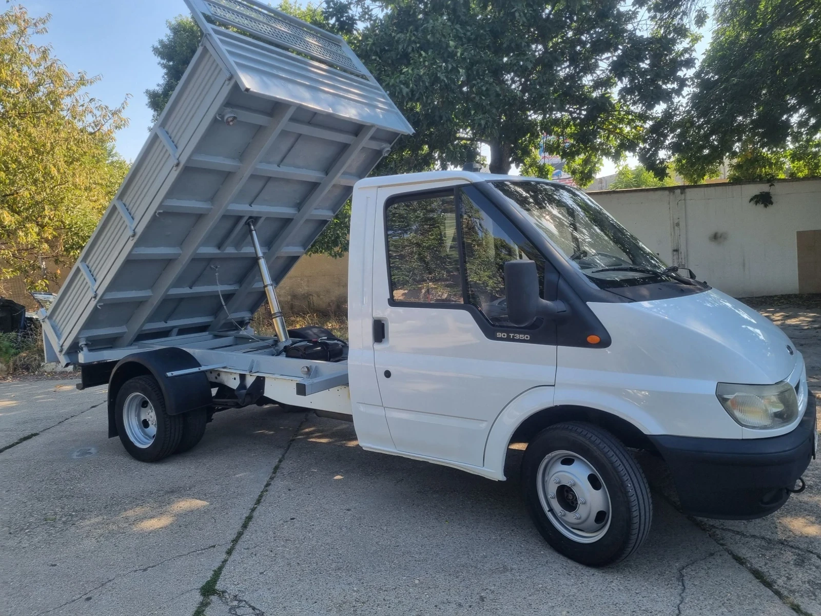 Ford Transit 2.4 TD - изображение 4