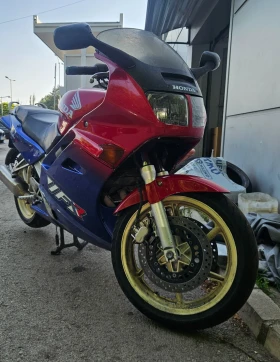 Обява за продажба на Honda Vfr 750f rc36 ~2 200 лв. - изображение 1