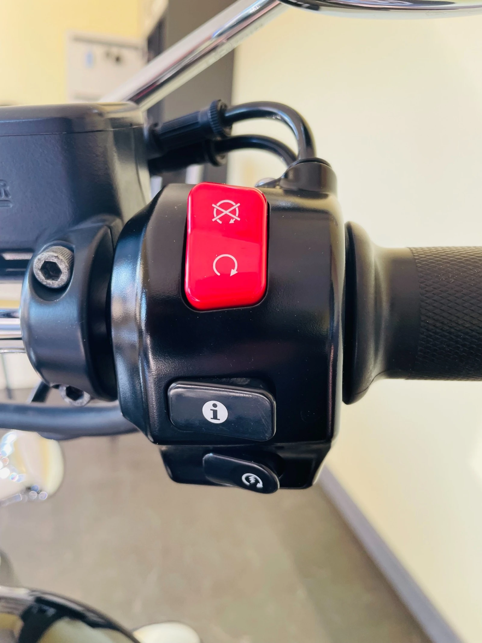 Triumph Thunderbird    | Mobile.bg   14