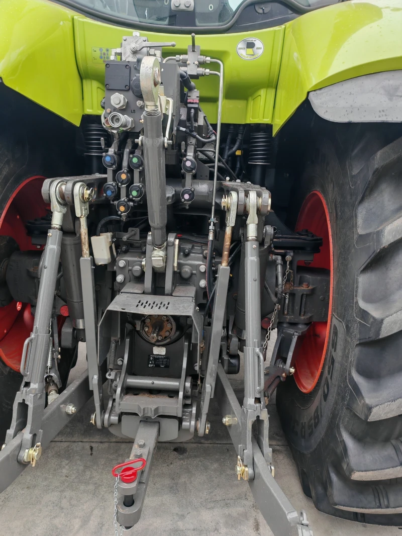 Трактор Claas Axion 850 Hexashift лизинг с първоначална внос.20%, снимка 7 - Селскостопанска техника - 52665175