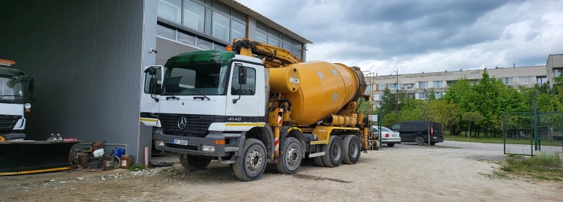 Бетон помпа Mercedes-Benz Actros 4140 Пуми, снимка 1 - Индустриална техника - 48444948