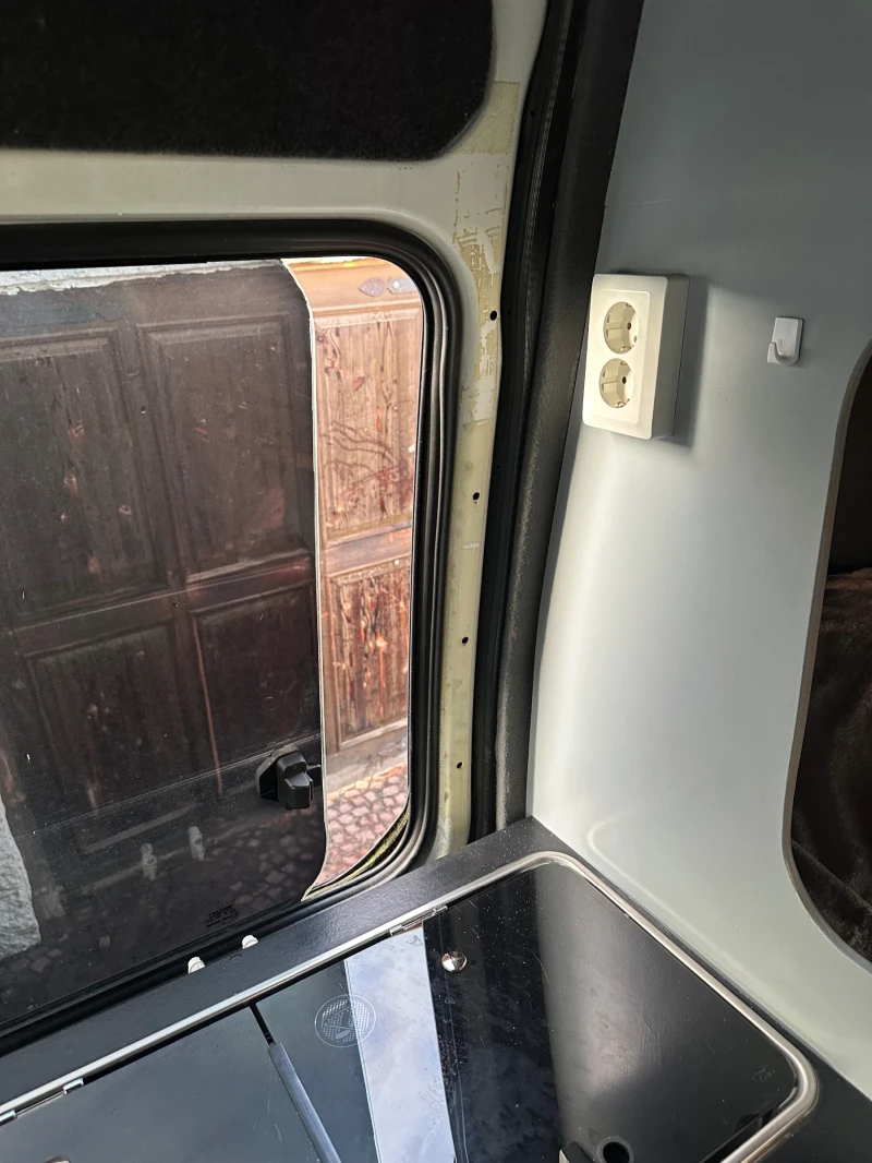 Кемпер Peugeot M i 2, снимка 13 - Каравани и кемпери - 53536079