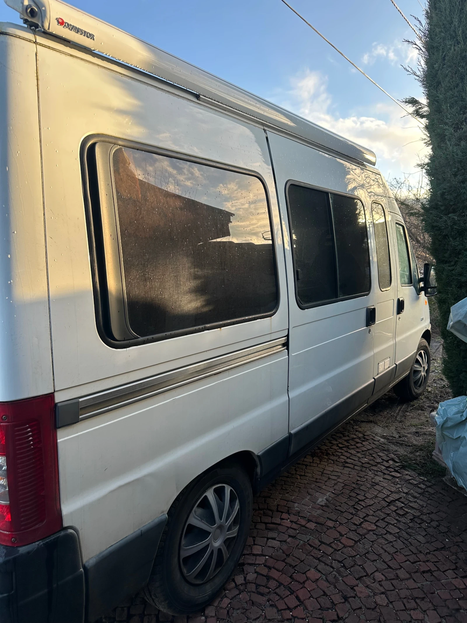 Кемпер Peugeot M i 2 - изображение 3