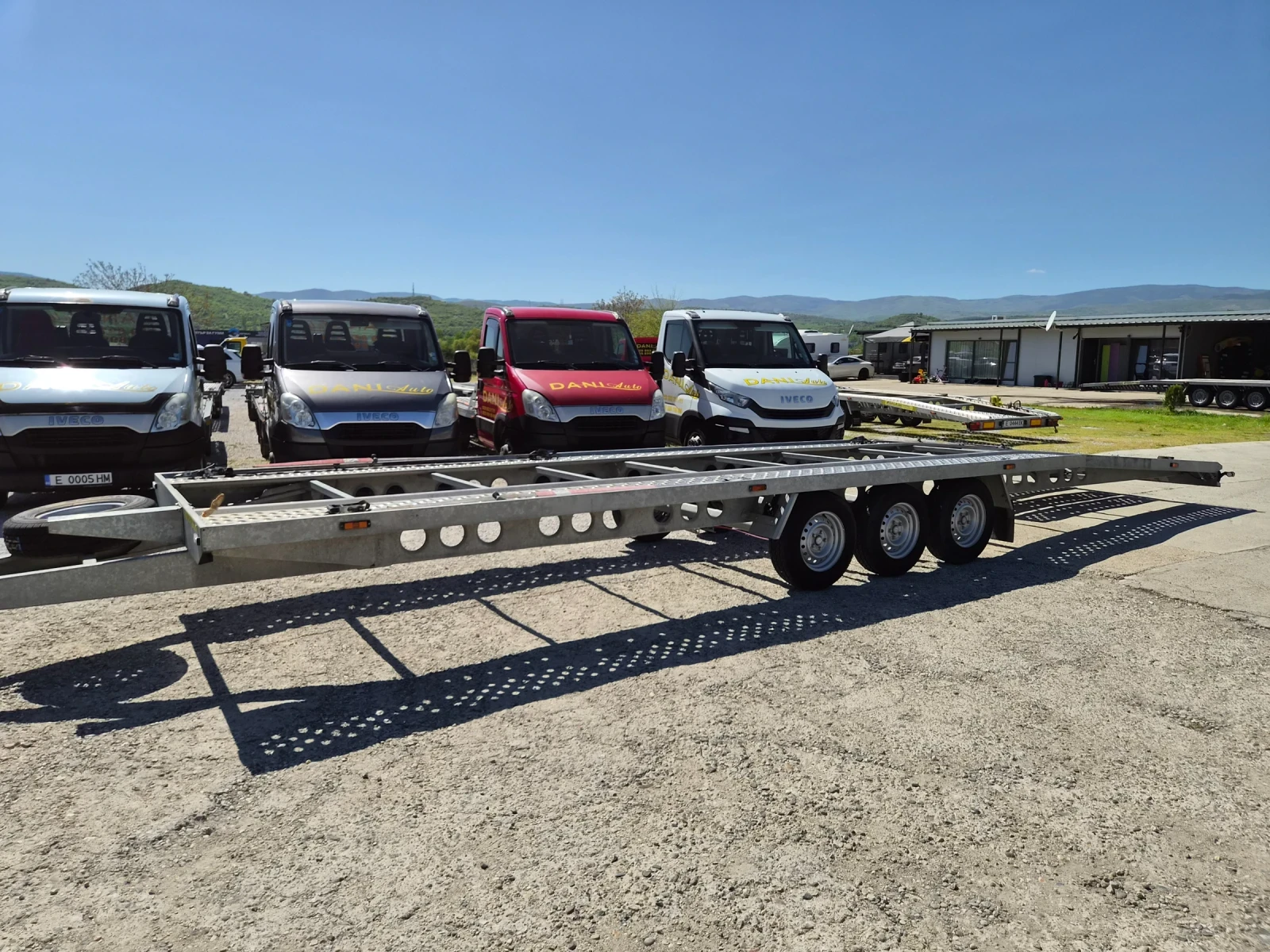 За автомобил Sirius TAURUS H3 14 3500GT, снимка 2 - Ремаркета - 54580298