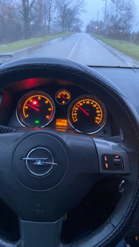 Opel Astra, снимка 8
