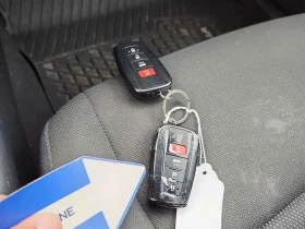 Toyota Corolla Cvt Se/CARFAX/ФИНАНСИРАНЕ, снимка 8