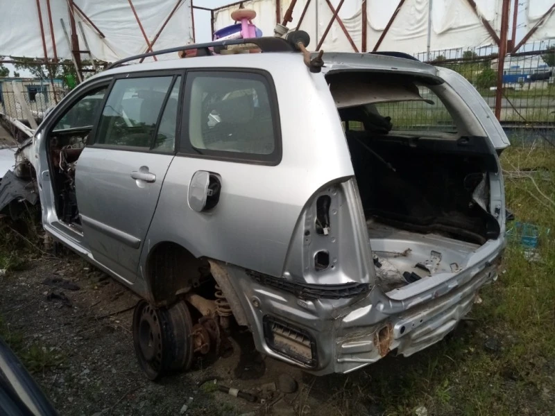 Toyota Corolla, снимка 10 - Автомобили и джипове - 25267541