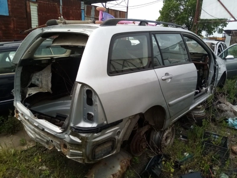 Toyota Corolla, снимка 9 - Автомобили и джипове - 25267541