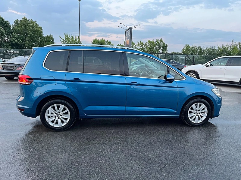 VW Touran ПРОДАДЕНА !!!, снимка 7 - Автомобили и джипове - 46652821