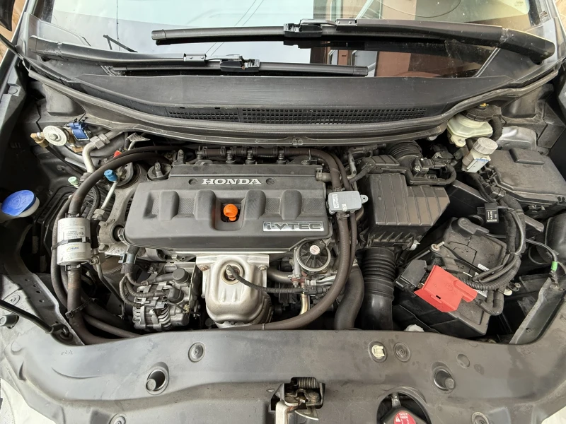 Honda Civic 1.8i + LPG, снимка 8 - Автомобили и джипове - 48355704