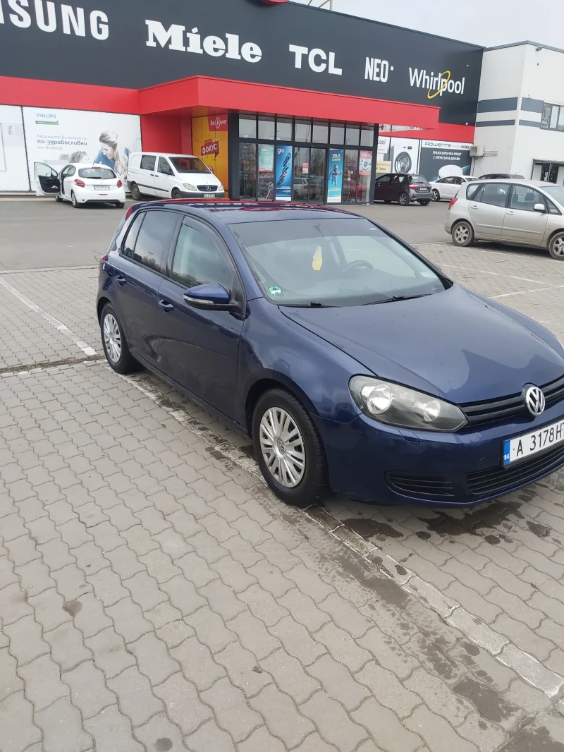 VW Golf, снимка 1 - Автомобили и джипове - 49464726