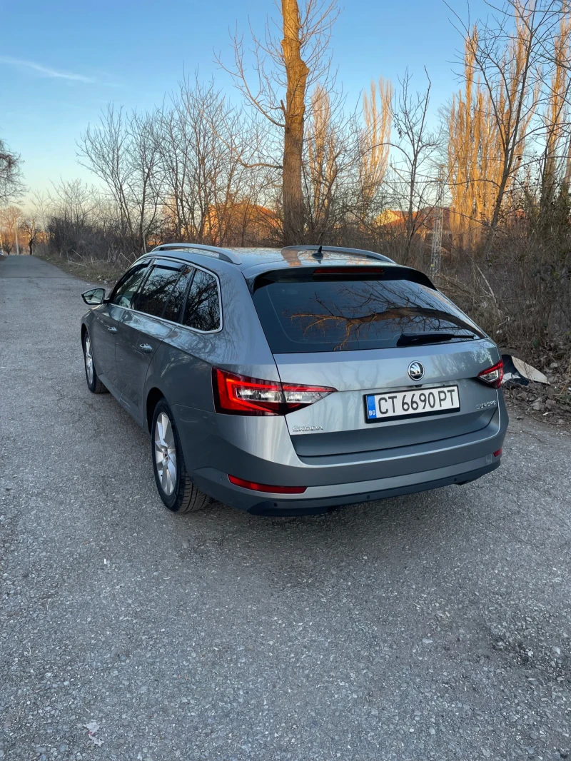 Skoda Superb 2.0 TDI, снимка 6 - Автомобили и джипове - 49491586