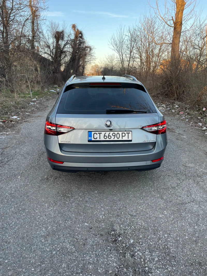 Skoda Superb 2.0 TDI, снимка 4 - Автомобили и джипове - 49491586