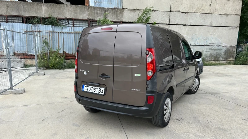 Renault Kangoo, снимка 13 - Автомобили и джипове - 52528856