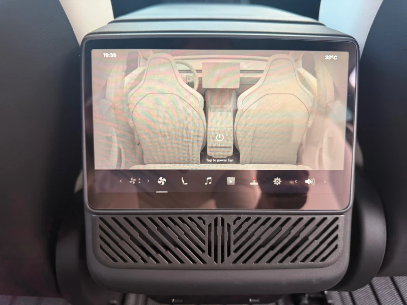 Tesla Model 3 Performance * Carplay * 2 х джанти + гуми, снимка 11 - Автомобили и джипове - 51925003