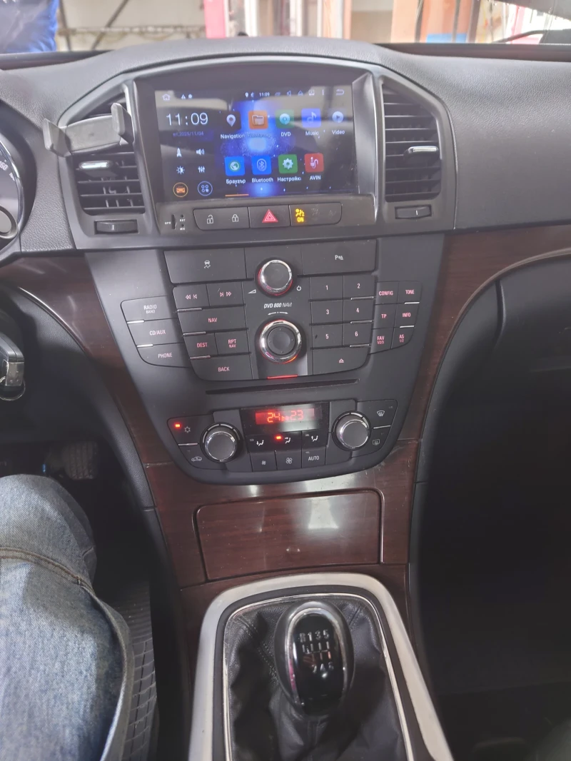 Opel Insignia, снимка 6 - Автомобили и джипове - 52311060