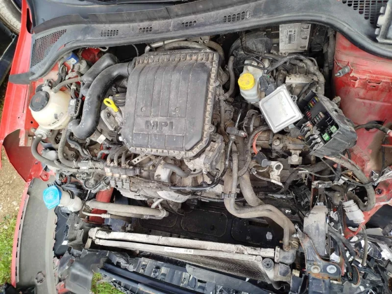 Skoda Fabia 1.0 Мpi LPG, снимка 2 - Автомобили и джипове - 52588037