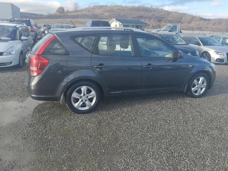 Kia Ceed 1.6CDTi115к.150х.км., снимка 14 - Автомобили и джипове - 52679299