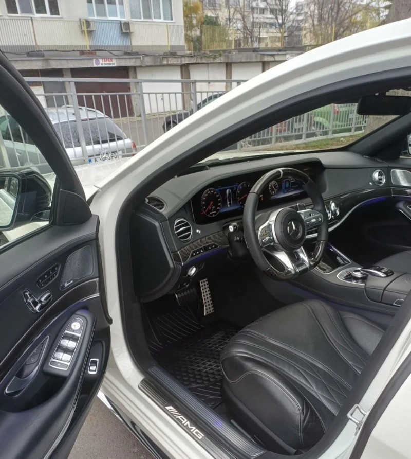 Mercedes-Benz S 63 AMG 4 matic+ 83, 000 km, снимка 10 - Автомобили и джипове - 52865484