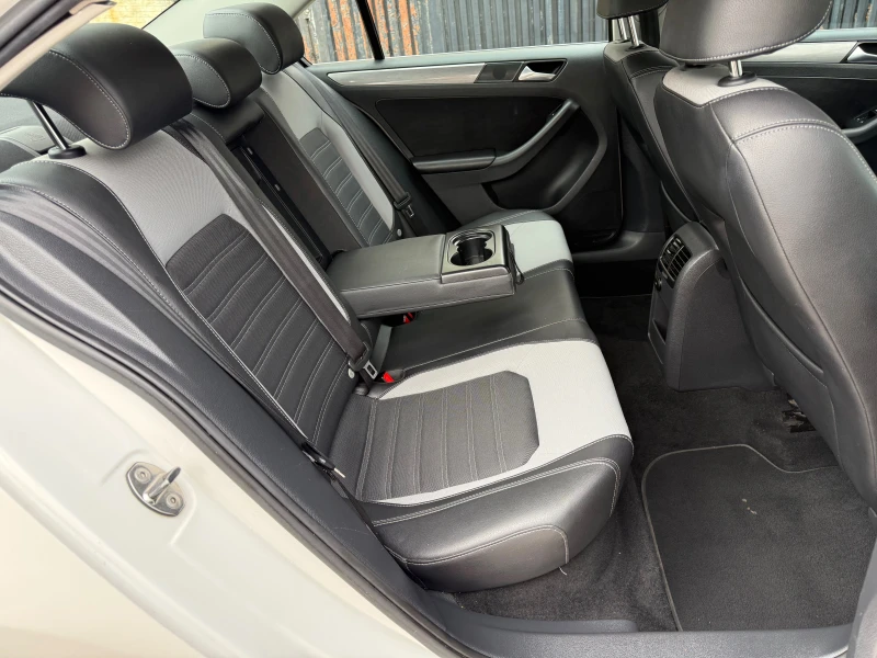 VW Jetta Comfortline, снимка 9 - Автомобили и джипове - 53458153