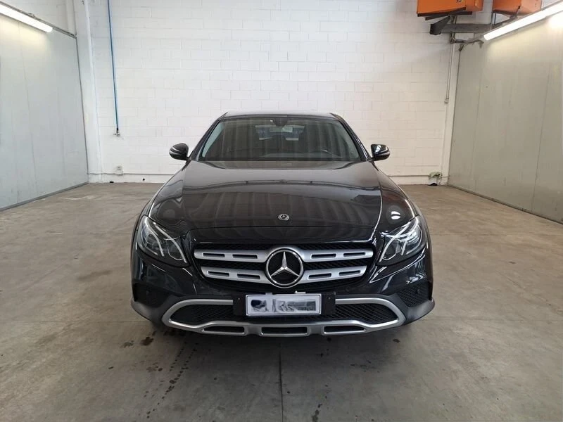 Mercedes-Benz E 220 * ALL-TERRAIN* 2019* 261000км* , снимка 3 - Автомобили и джипове - 53405410