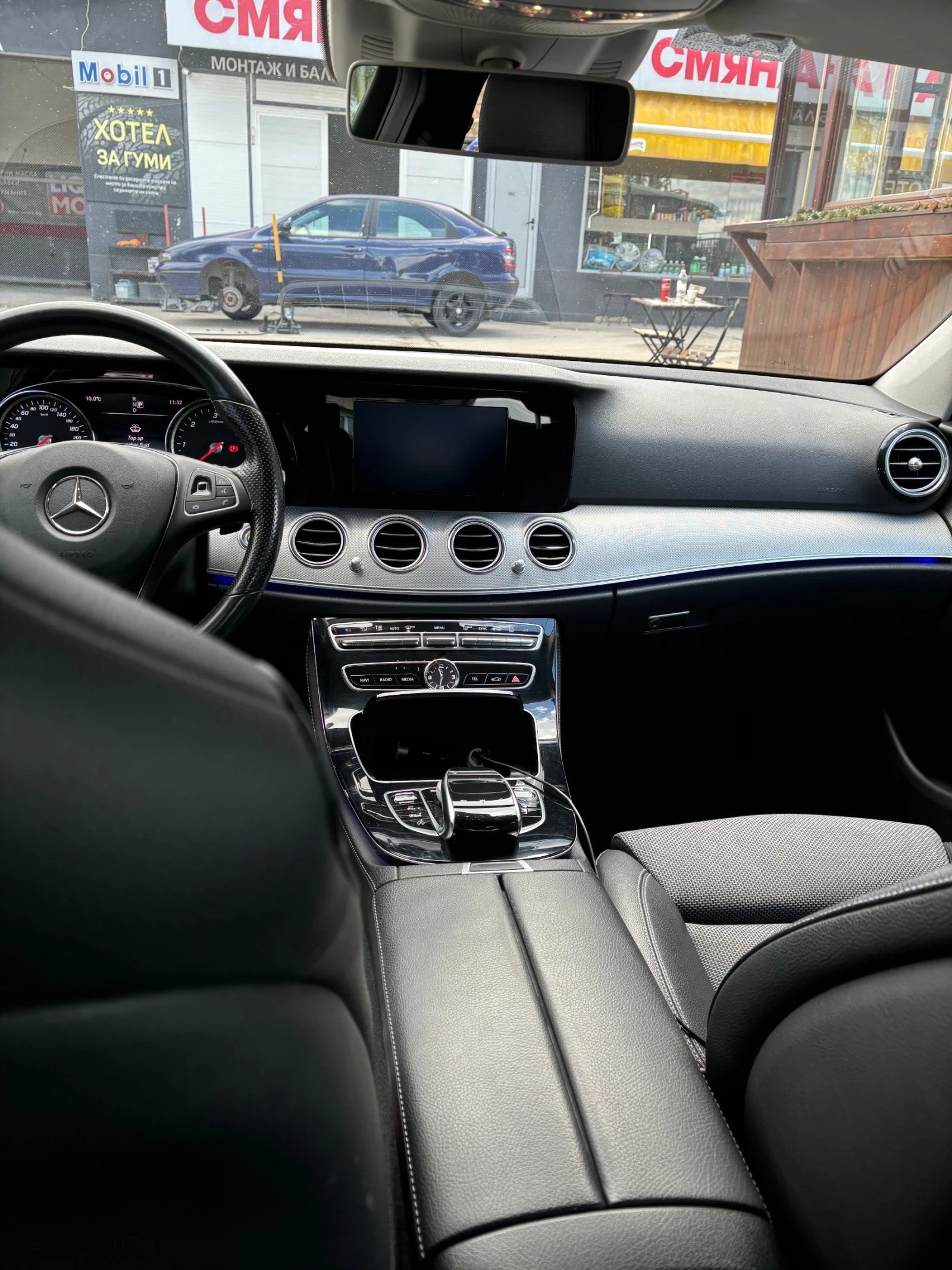 Mercedes-Benz E 350  - изображение 7