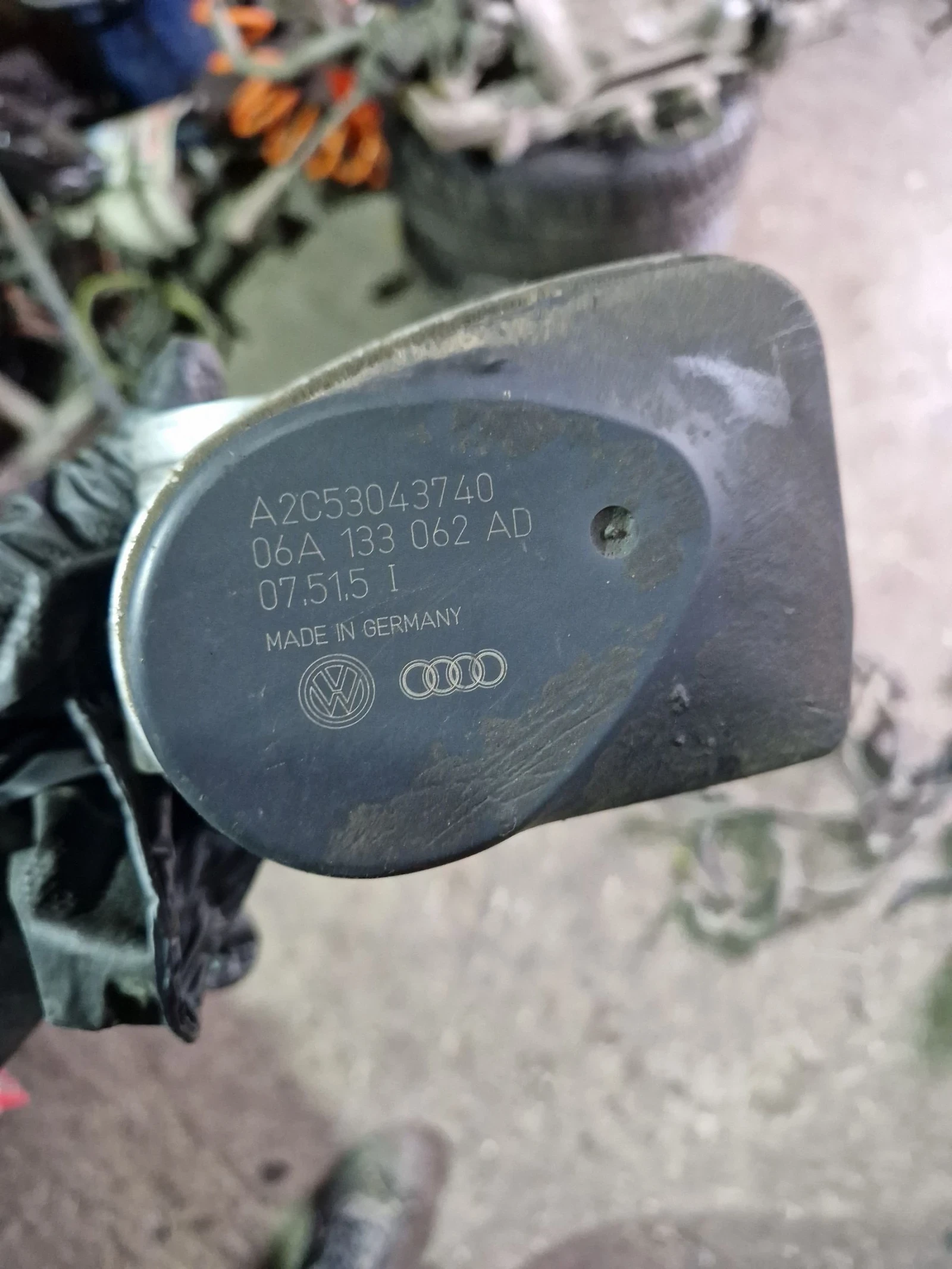 VW Caddy 2.0 CNG Ecofuel на части, снимка 5 - Автомобили и джипове - 53786008