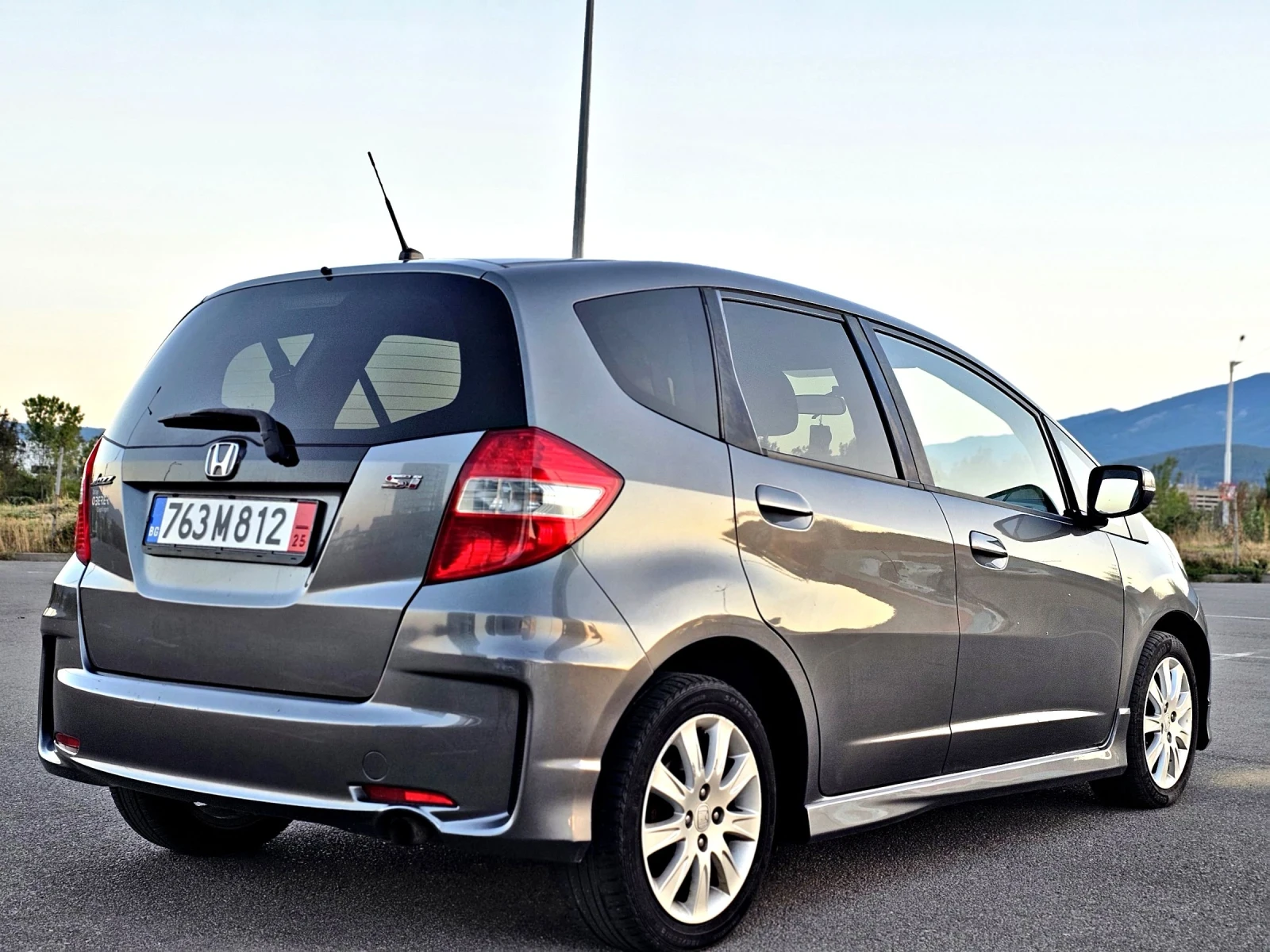 Honda Jazz 1.4i Si Facelift/ Автоматик/ Швейцария  - изображение 5