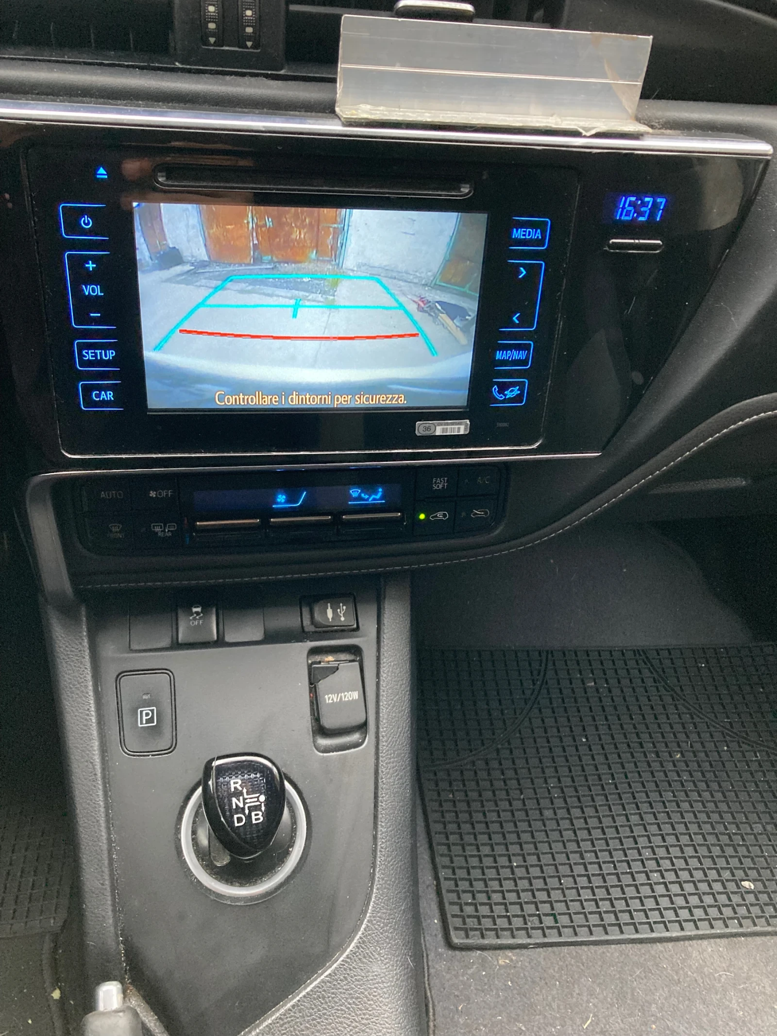 Toyota Auris 1.8 Hibrid 99 k.s | Mobile.bg — изображение 16