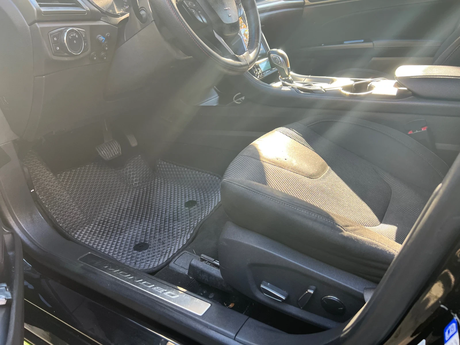 Ford Mondeo MK5 - изображение 6