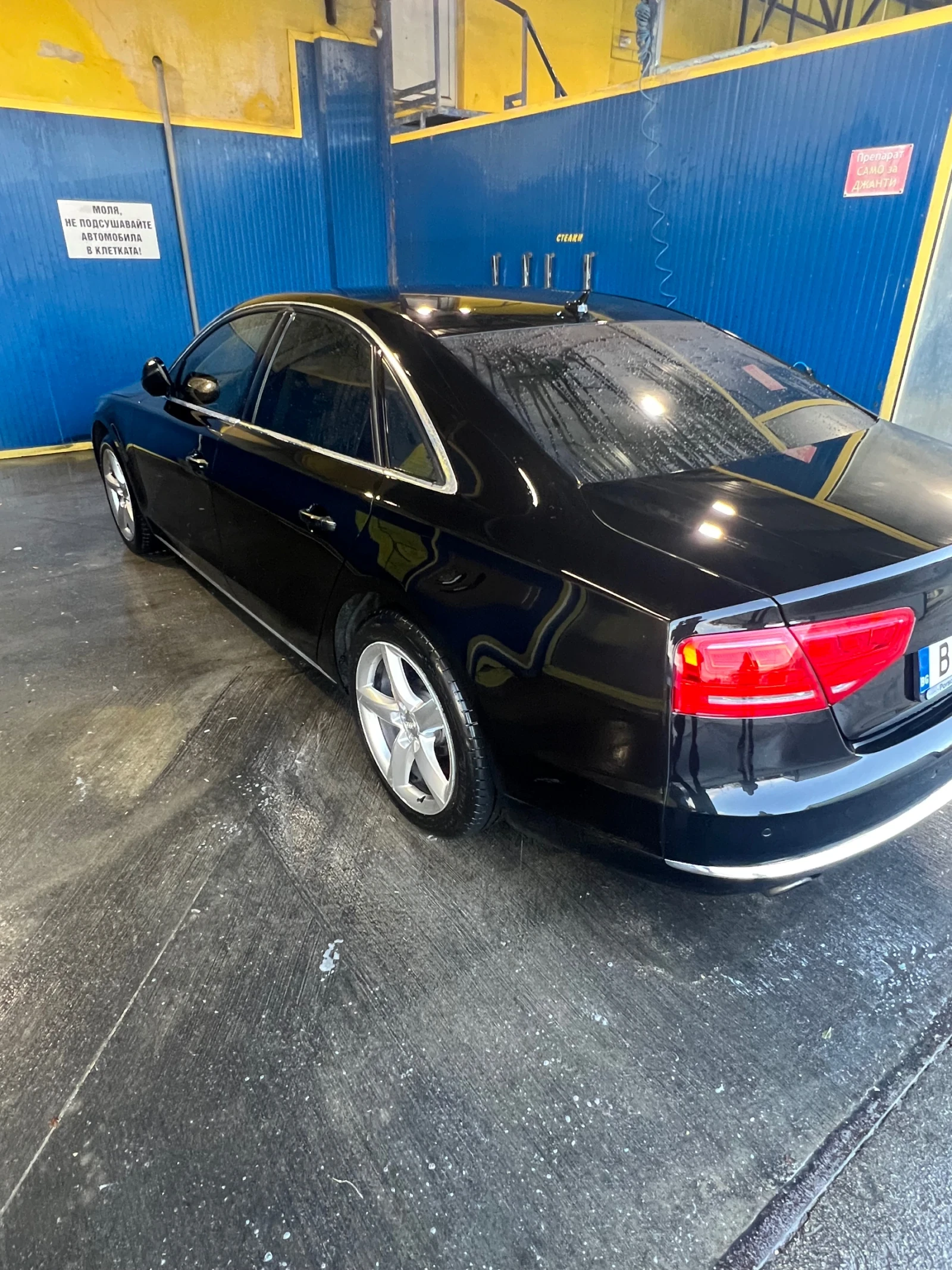 Audi A8 | Mobile.bg   4