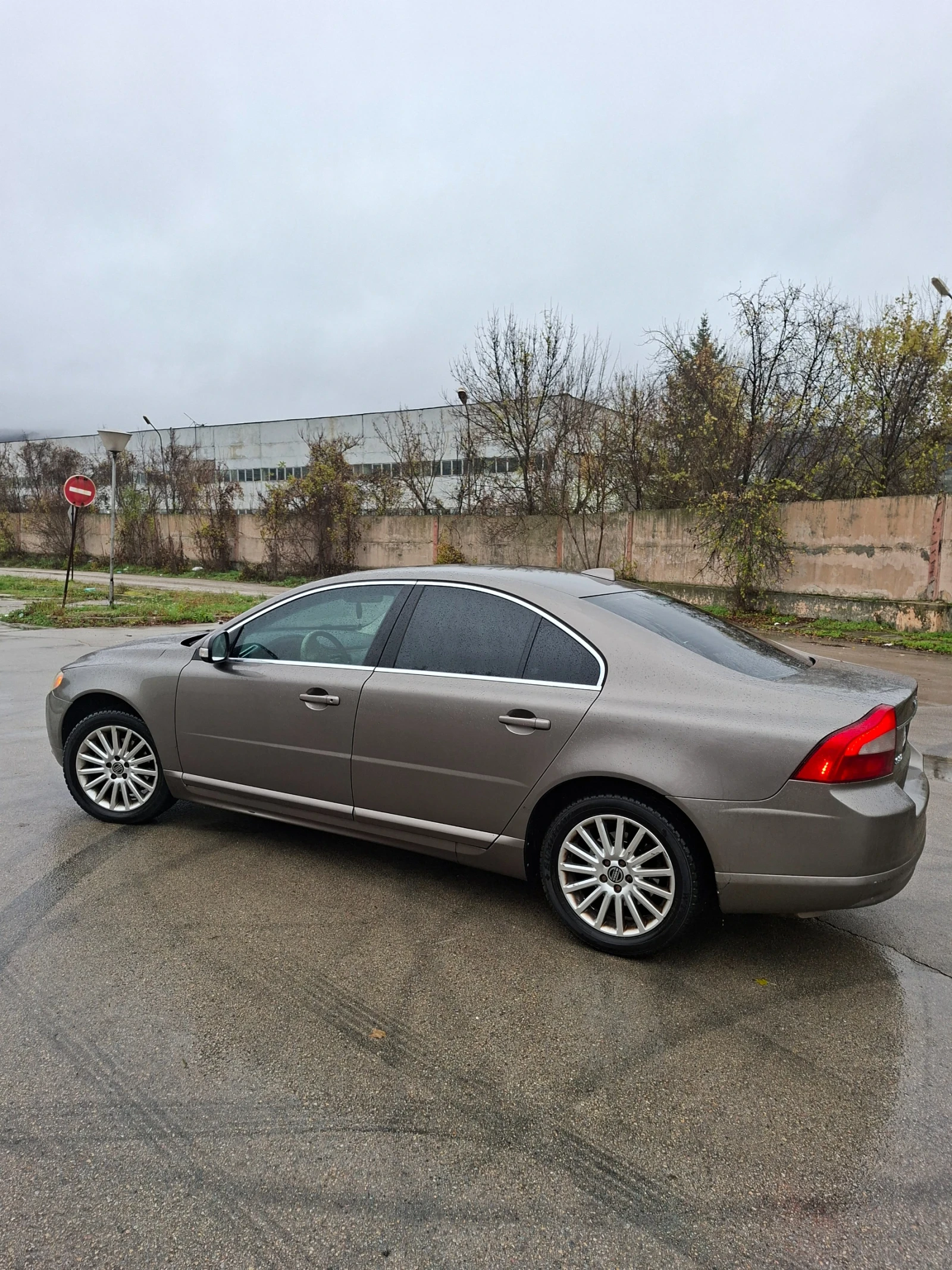 Volvo S80  - изображение 6