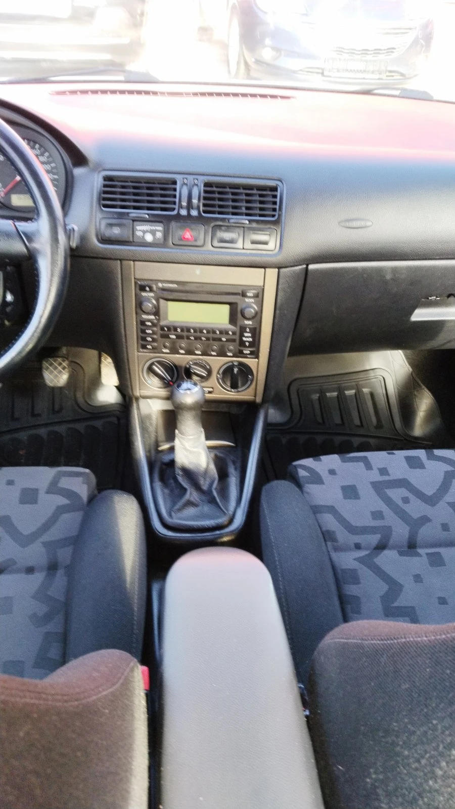 VW Bora 1.6 * ГАЗ* Клима - изображение 8