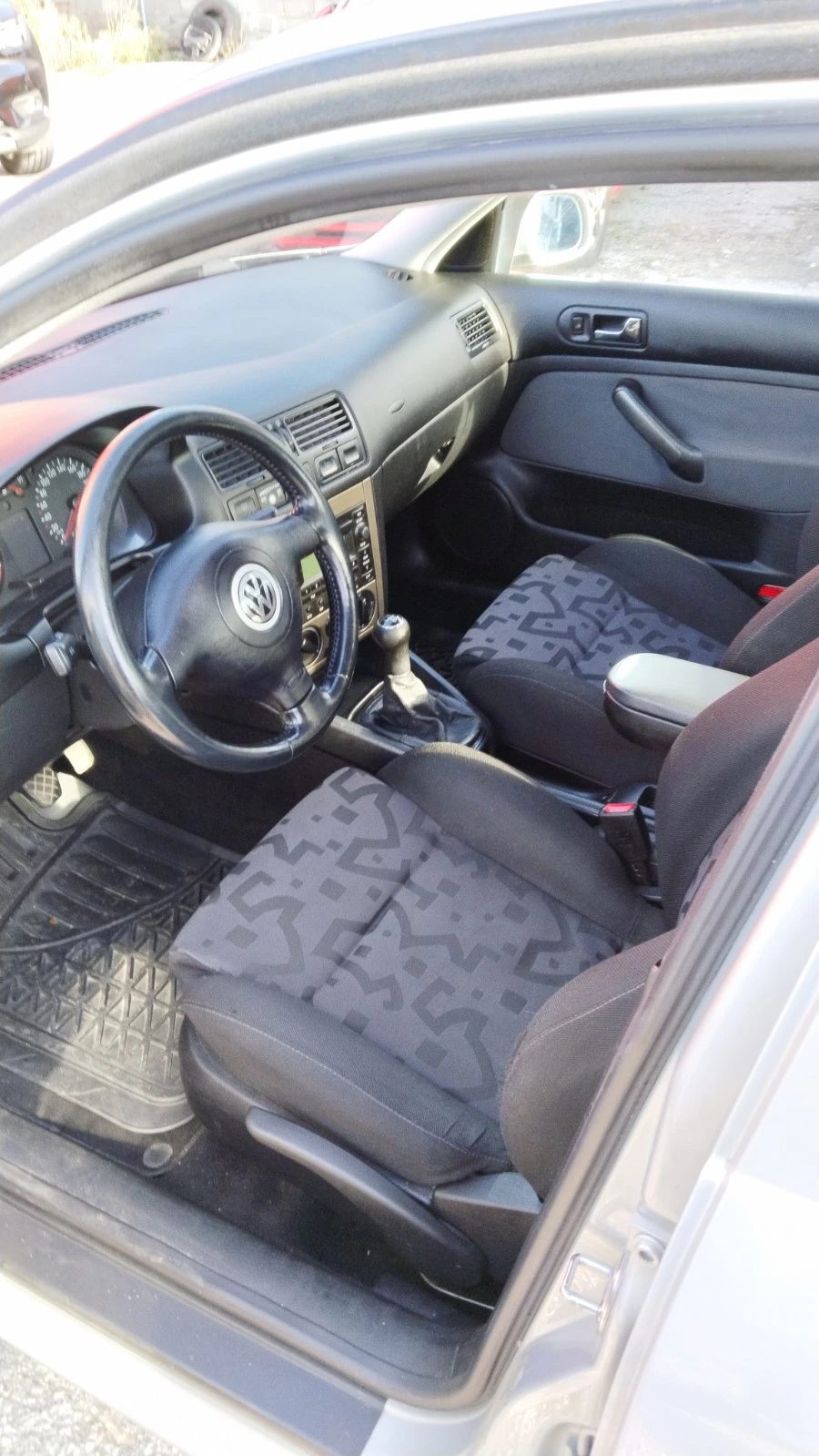 VW Bora 1.6 * ГАЗ* Клима - изображение 7