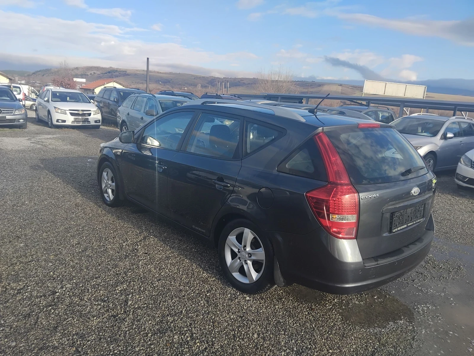 Kia Ceed 1.6CDTi115�.150�.��. | Mobile.bg � ����������� 10