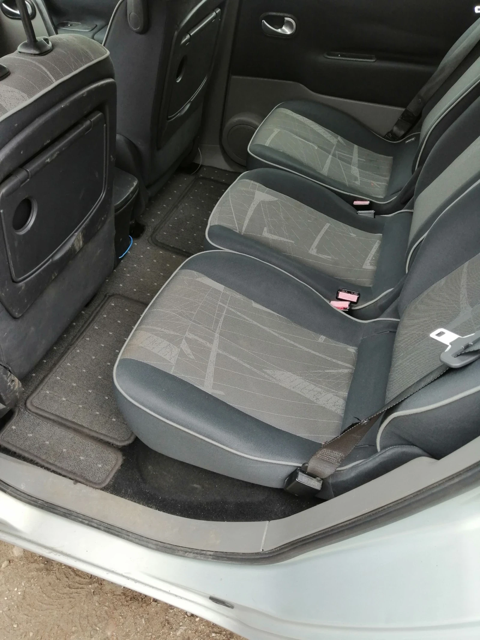 Renault Scenic 1, 6, 16v 107ks Газ-бензин  - изображение 6