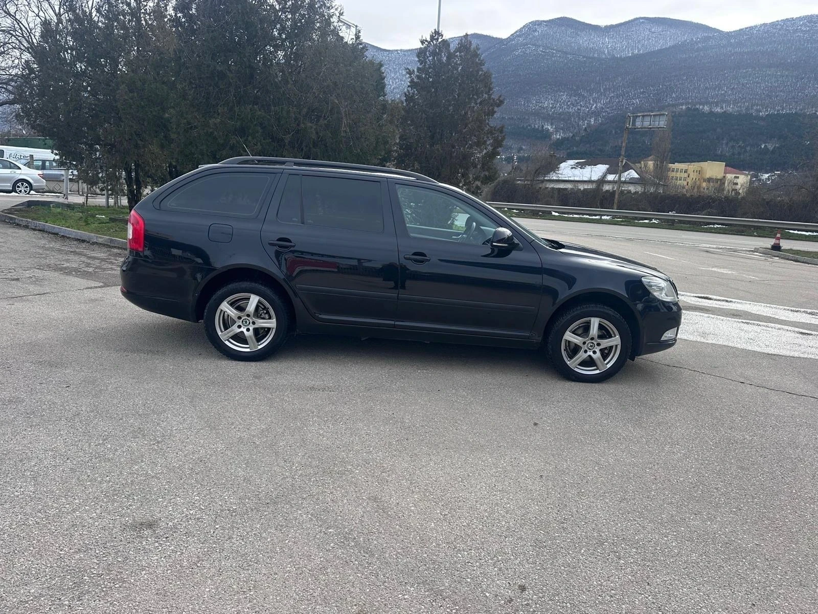 Skoda Octavia 4X4 1.6TDI - РЕАЛНИ КИЛОМЕТРИ - изображение 4