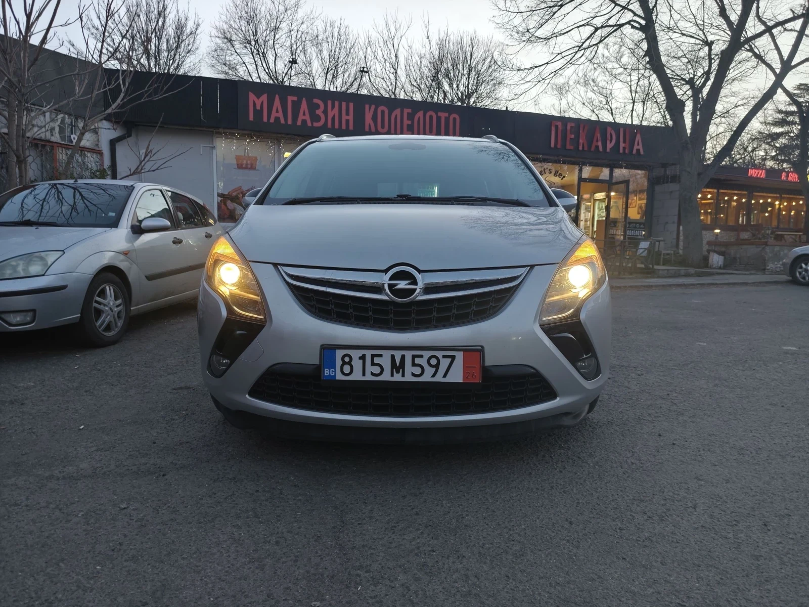 Opel Zafira, снимка 11 - Автомобили и джипове - 53848031