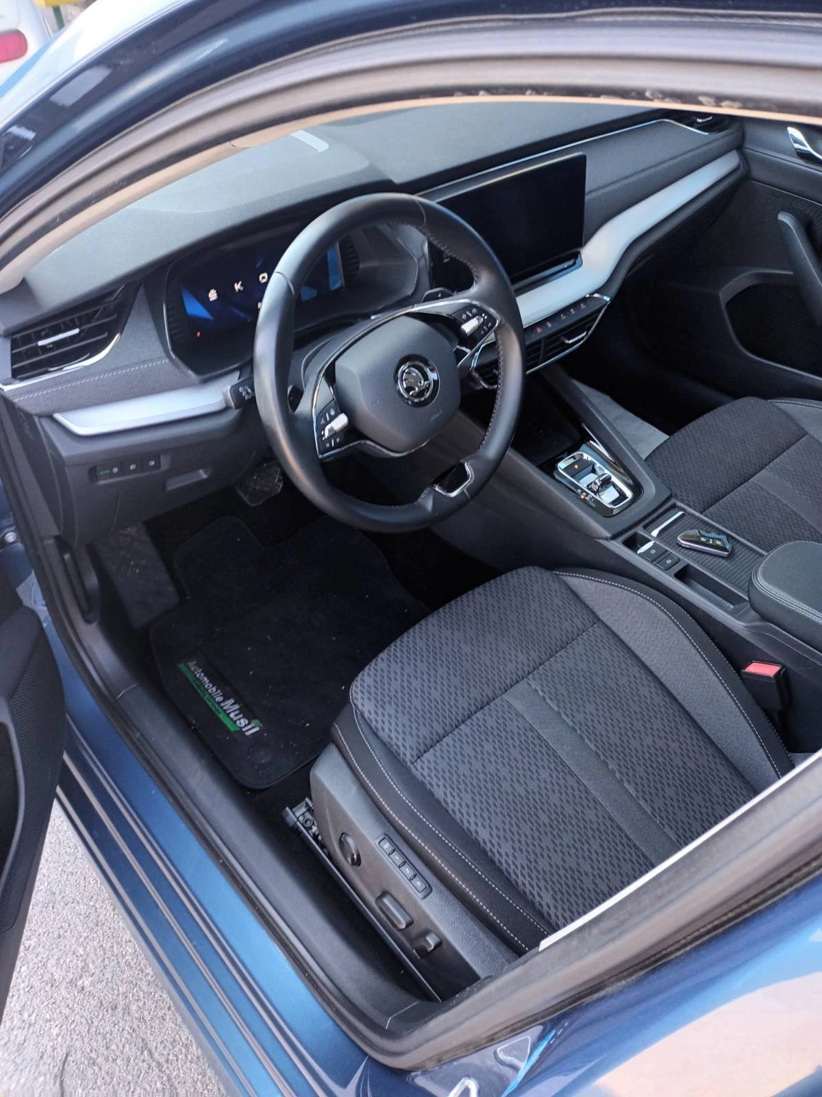 Skoda Octavia, снимка 7 - Автомобили и джипове - 53922937