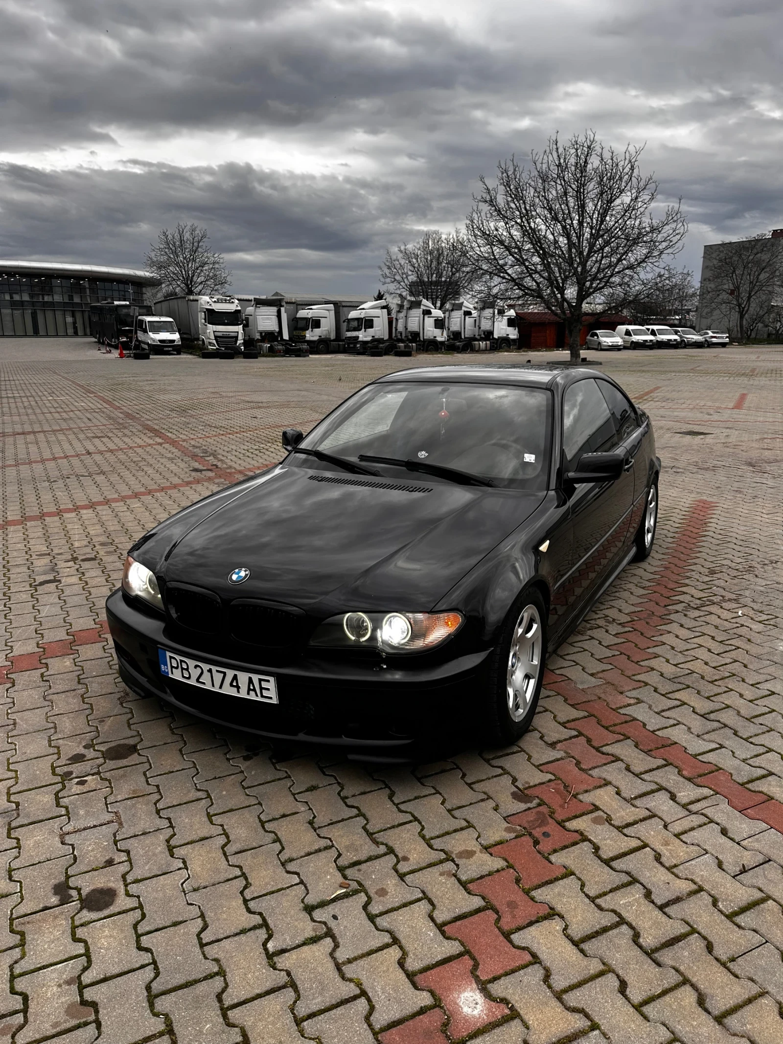 BMW 330