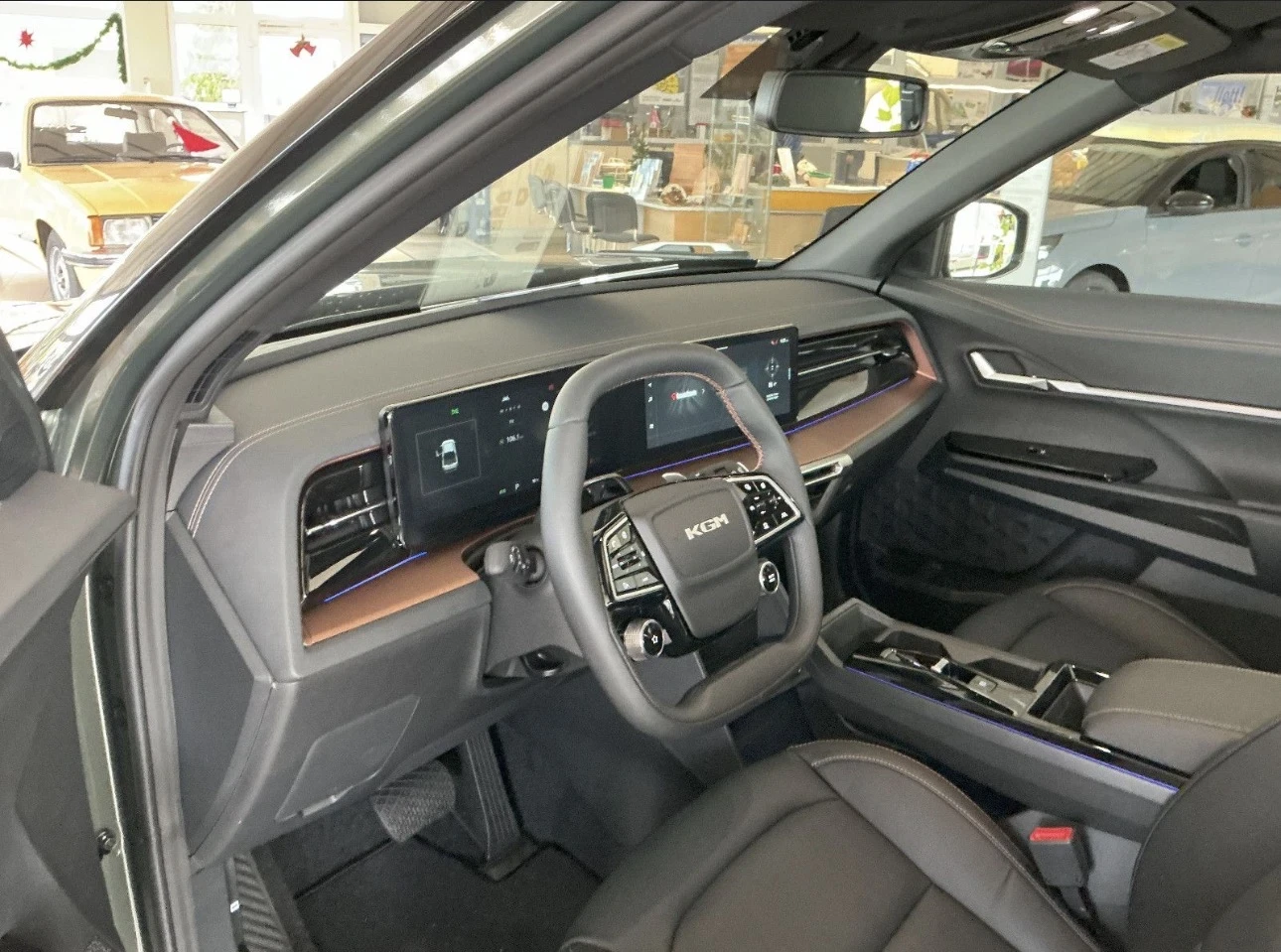 KGM Musso EV 4WD 4000 km! | Mobile.bg � ����������� 12