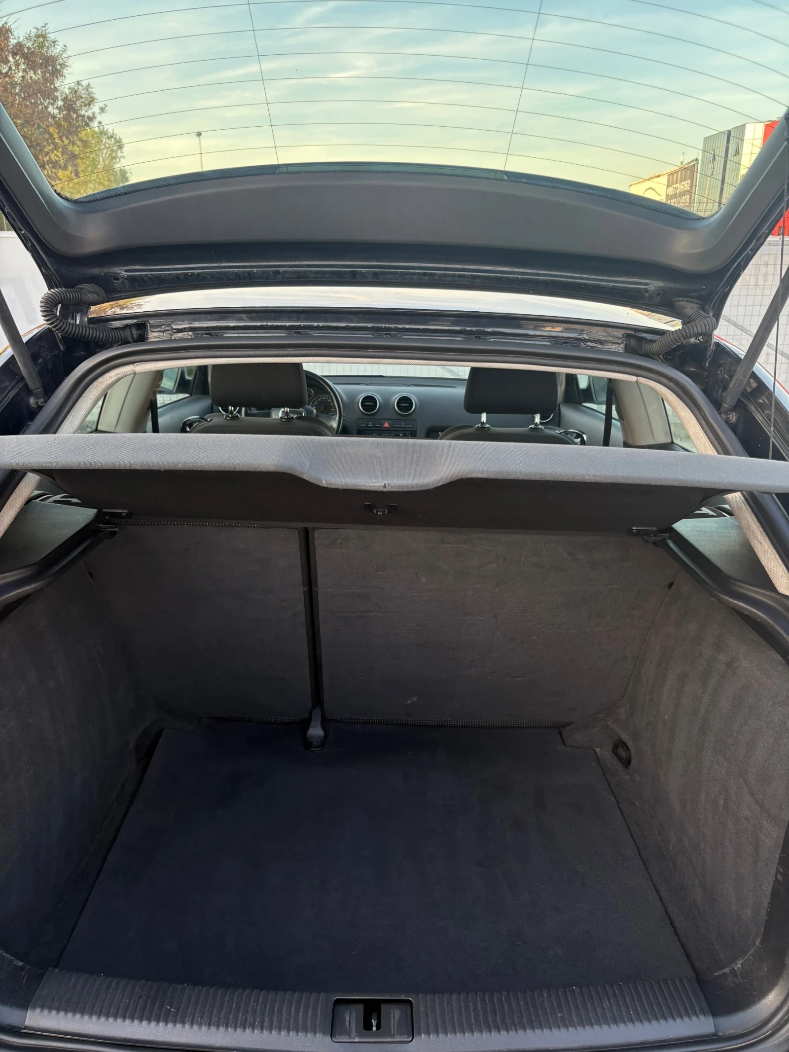 Audi A3 2.0TDI, снимка 7 - Автомобили и джипове - 54599083