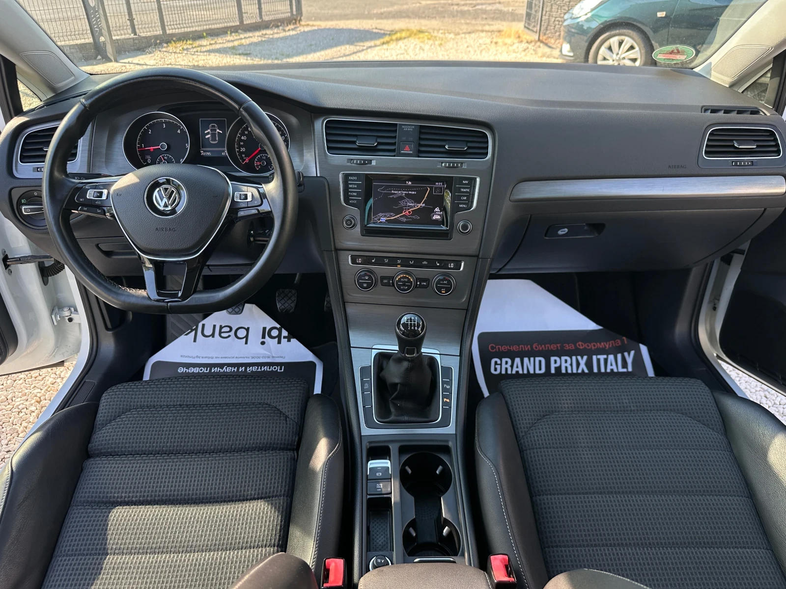 VW Golf Highline* 2.0tdi^150k.c* Xenon* , снимка 9 - Автомобили и джипове - 54836739