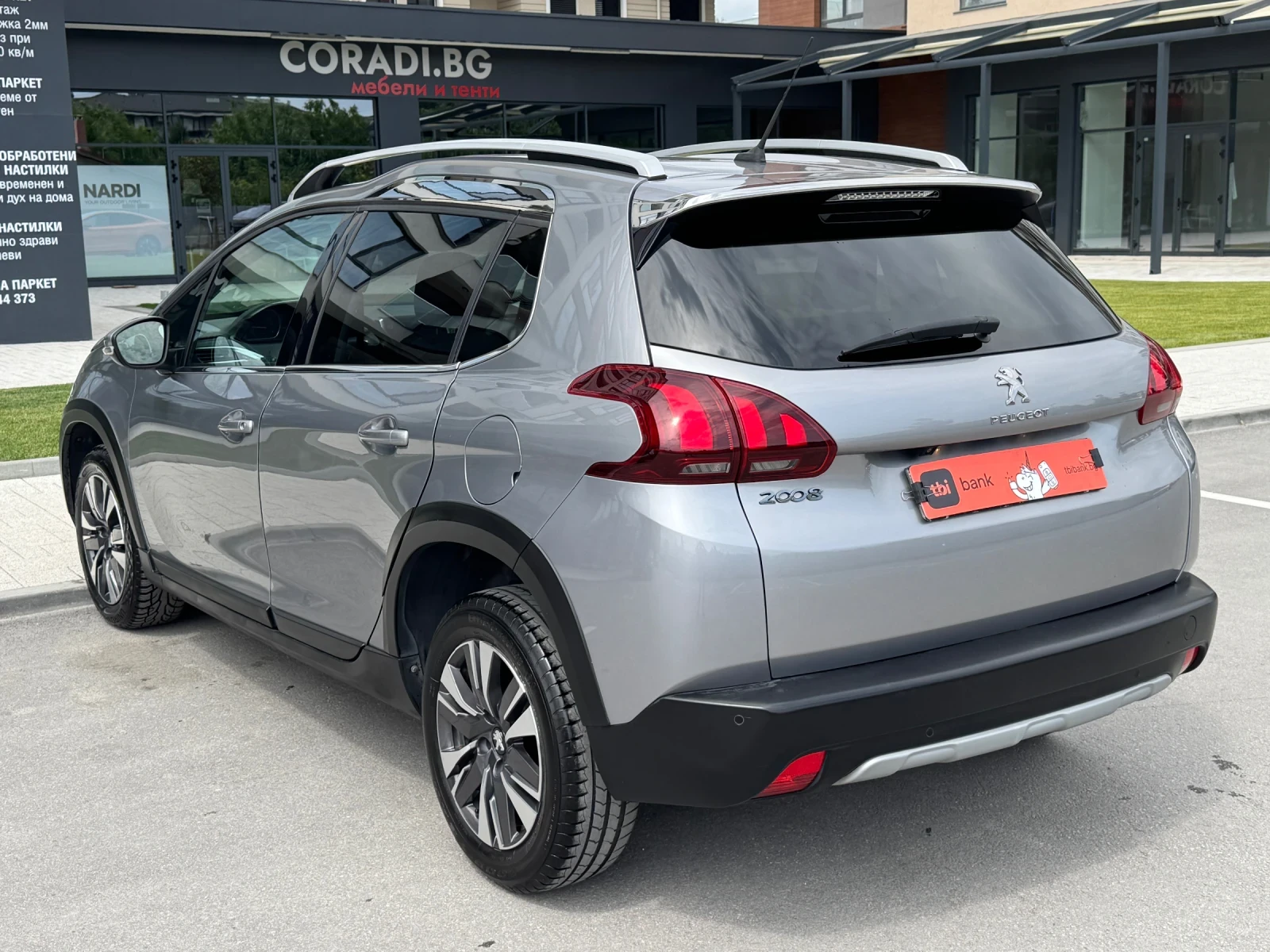 Peugeot 2008 1.5 Blue-HDi Allure* FACE LIFT* КОЖА* EURO 6, снимка 8 - Автомобили и джипове - 54879429